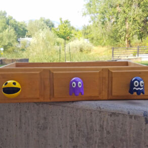 Pac_Man_and_Ghost_Furniture_Knobs